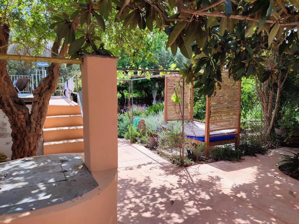 Casa Radha Villa บินิสซาเล็ม ภายนอก รูปภาพ