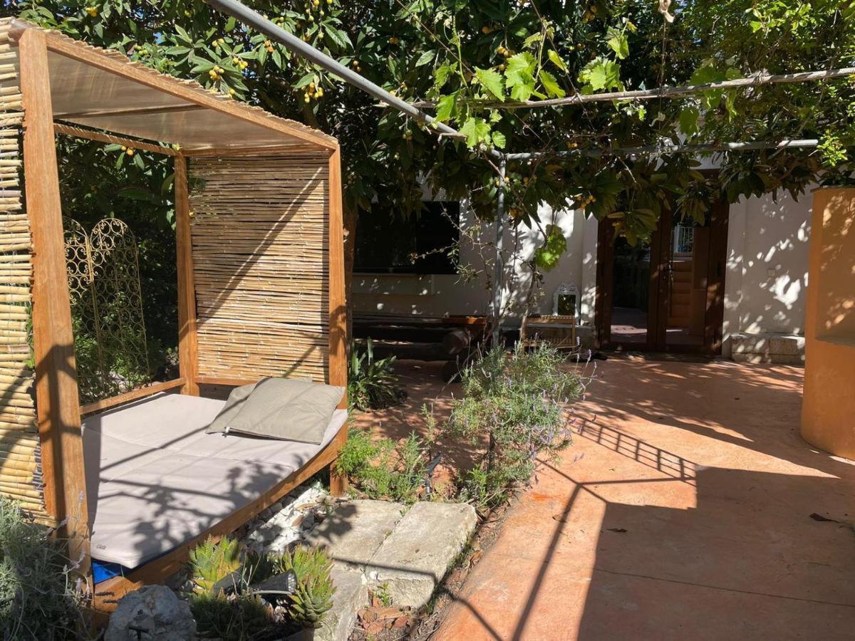 Casa Radha Villa บินิสซาเล็ม ภายนอก รูปภาพ